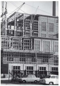 De bouw van de centrale Lage Weide in Utrecht (1959)